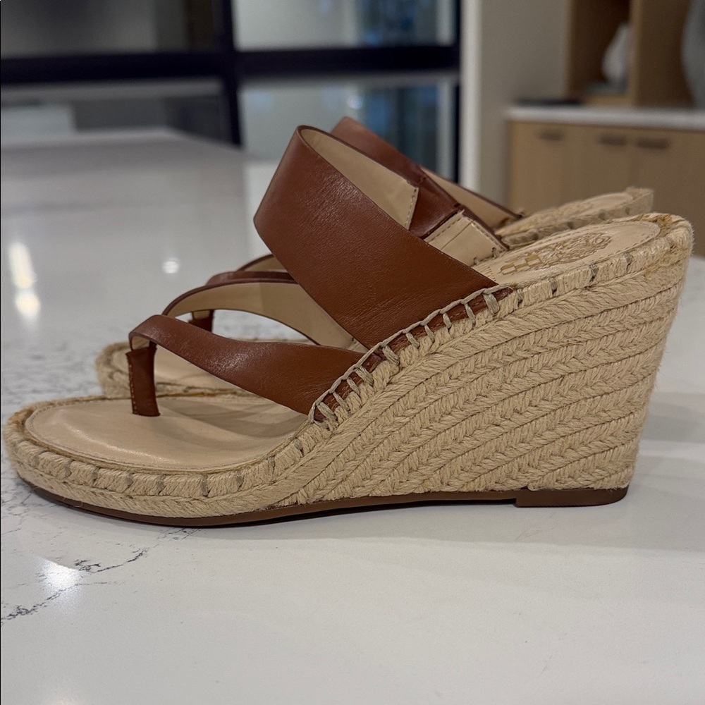 Vince Camuto Brown/Tan Leather Espadrille Sandals size 7